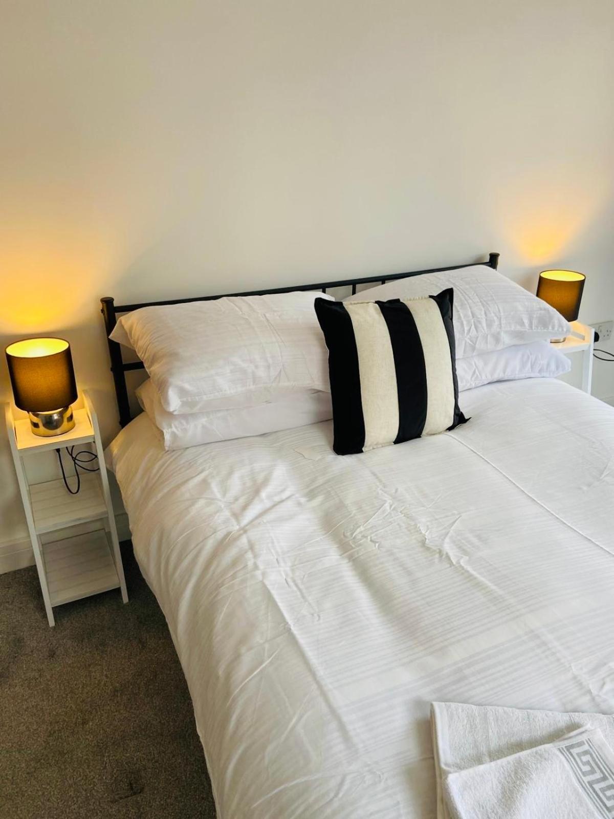 Modern Flat With Free Parking Close To Birmingham Centre מראה חיצוני תמונה