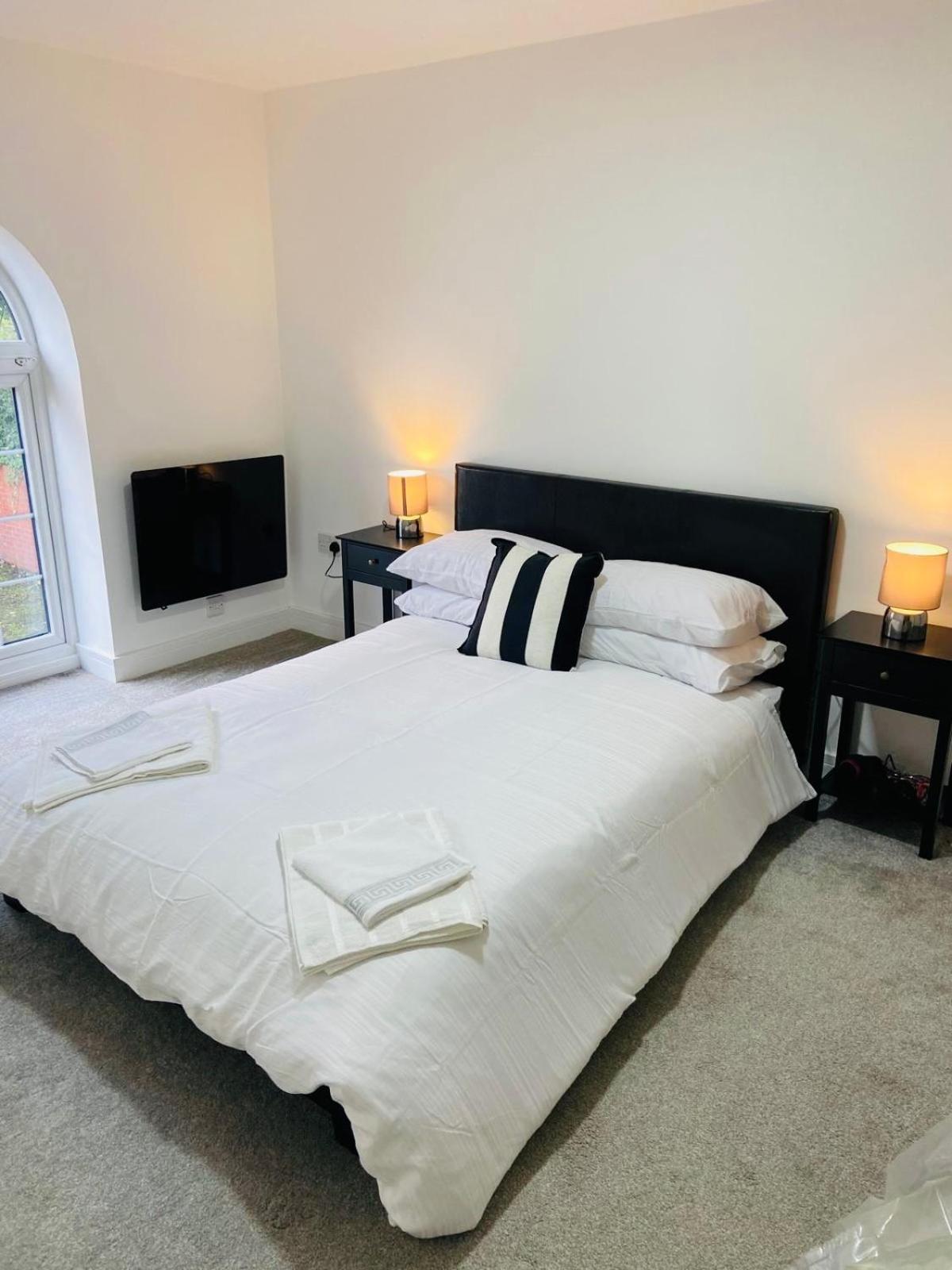 Modern Flat With Free Parking Close To Birmingham Centre מראה חיצוני תמונה
