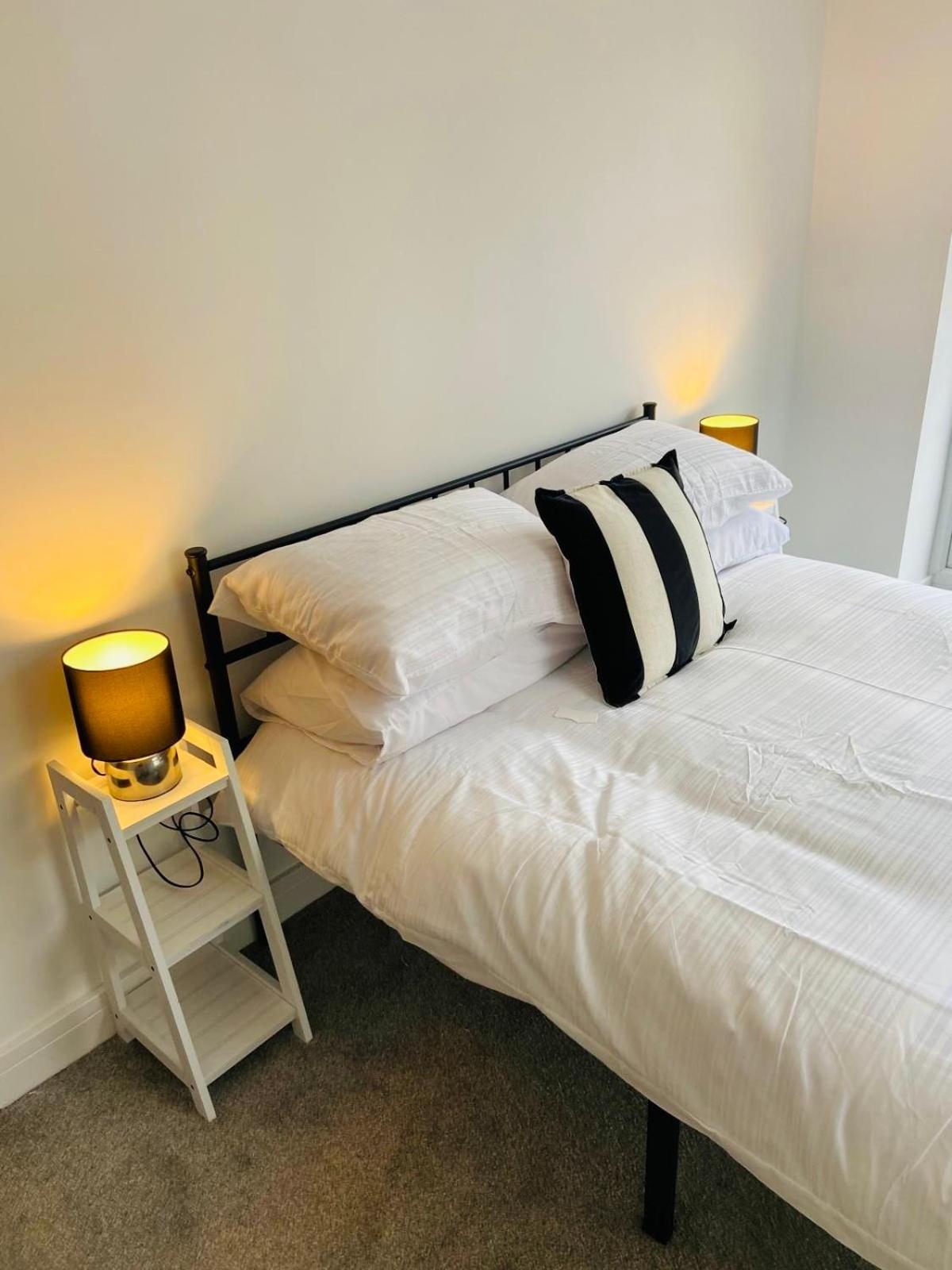 Modern Flat With Free Parking Close To Birmingham Centre מראה חיצוני תמונה